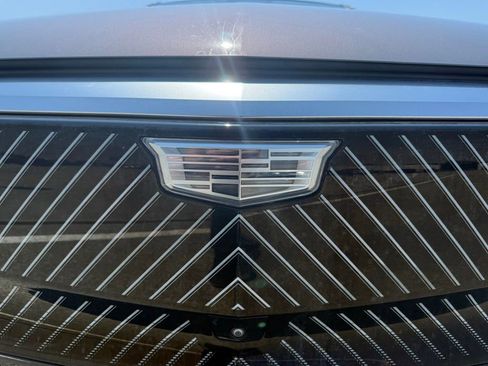 Certified 2024 Cadillac Lyriq Luxury AWD/4WD image 19