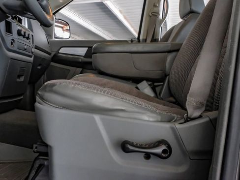 Used 2008 Dodge Ram 1500 Truck SLT image 28