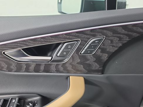 New 2026 Audi Q7 3.0T Premium AWD/4WD image 18