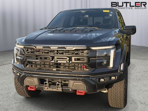 Used 2025 Ford F150 Raptor w/ Equipment Group 803A Raptor R AWD/4WD image 3