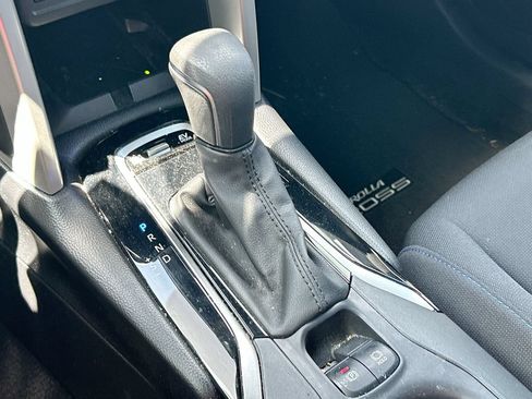 Used 2024 Toyota Corolla Cross AWD Hybrid w/ Moonroof Package image 26