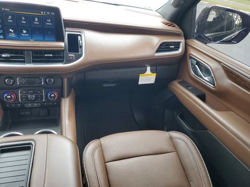 Certified 2024 Chevrolet Tahoe High Country w/ Advanced Technology Package AWD/4WD image 20