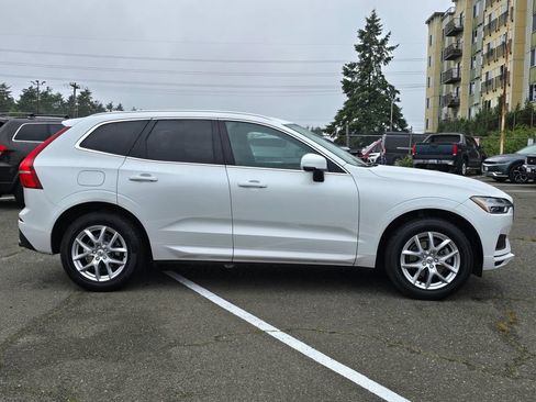 Used 2020 Volvo XC60 T5 Momentum AWD/4WD image 8