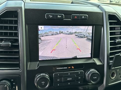 Used 2019 Ford F150 XLT w/ Equipment Group 302A Luxury AWD/4WD image 34