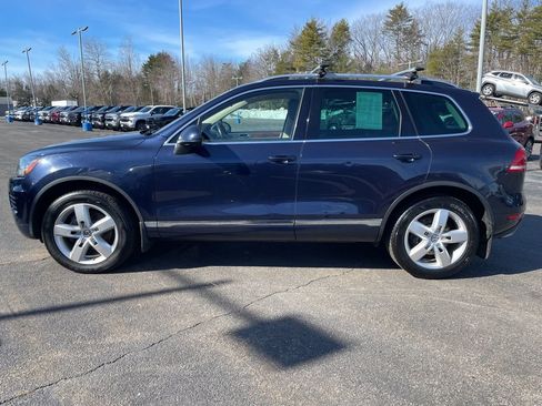 Used 2012 Volkswagen Touareg TDI image 3