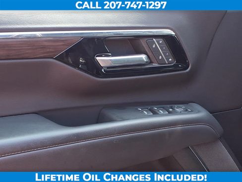 Used 2025 Chevrolet Tahoe LT AWD/4WD image 11