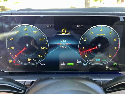 Used 2021 Mercedes-Benz GLS 580 4MATIC image 14