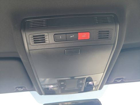 Used 2017 Volkswagen GTI Sport image 16