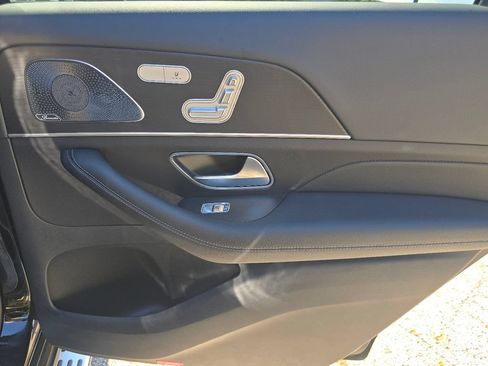 Certified 2024 Mercedes-Benz GLS 450 4MATIC image 23