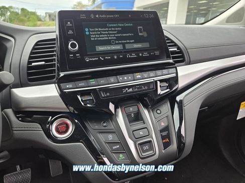 New 2026 Honda Odyssey Touring image 11
