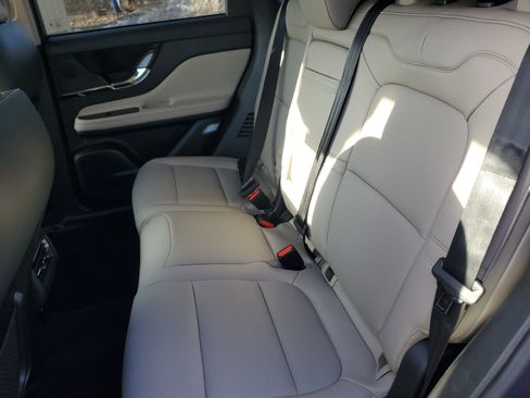 New 2026 Lincoln Corsair Premiere image 28