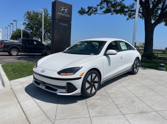 New 2025 Hyundai Ioniq 6 SE video 1