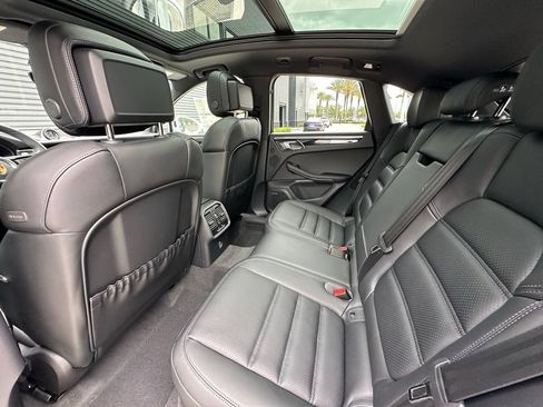 Used 2026 Porsche Macan S AWD/4WD image 37