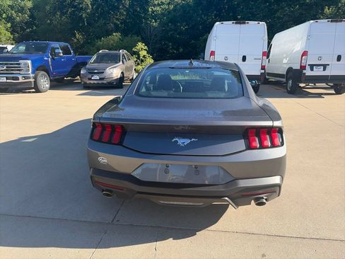 Used 2026 Ford Mustang Coupe RWD image 8