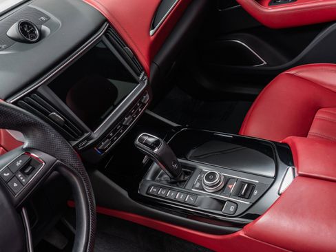 Used 2022 Maserati Levante Modena image 28