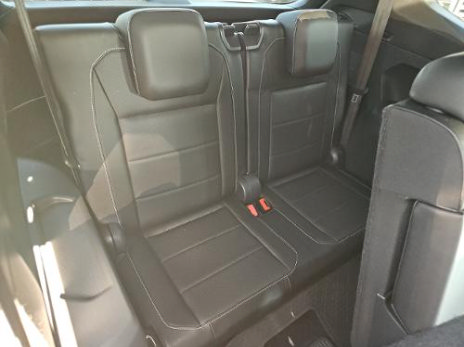 Used 2021 Volkswagen Tiguan SE R-Line FWD image 7