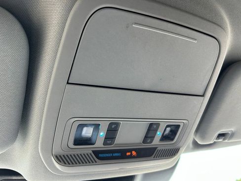 Used 2023 Ford Explorer XLT w/ Equipment Group 202A RWD image 62