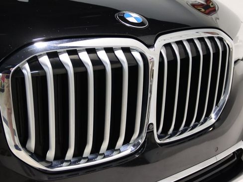 Used 2022 BMW X7 xDrive40i w/ Executive Package AWD/4WD image 22