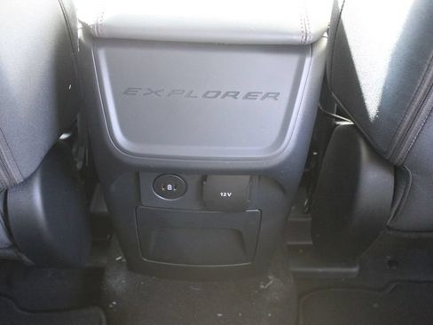 New 2026 Ford Explorer Active AWD/4WD image 16