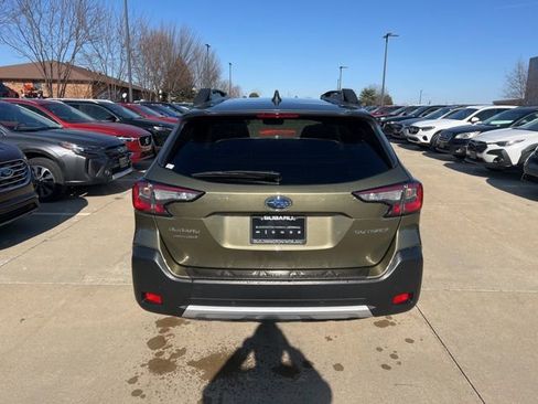 Used 2025 Subaru Outback Limited image 5
