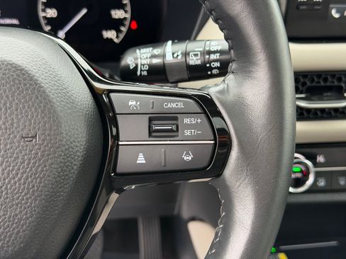 Used 2024 Honda HR-V EX-L image 18