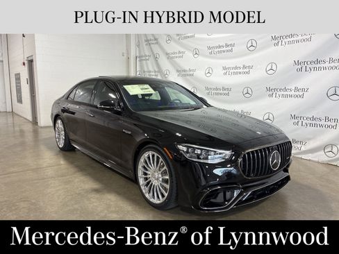 New 2026 Mercedes-Benz S 63 AMG S image 1