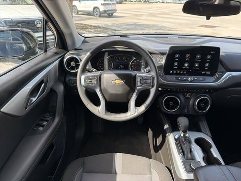 Used 2024 Chevrolet Blazer LT image 11
