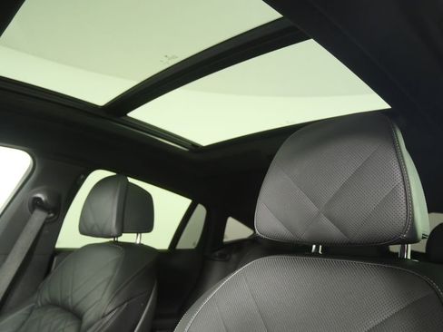 Certified 2025 BMW X6 xDrive40i AWD/4WD image 11