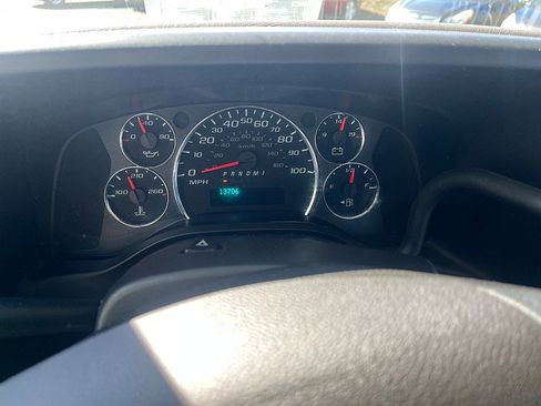 Used 2020 Chevrolet Express 2500 Extended w/ Communications Package image 37