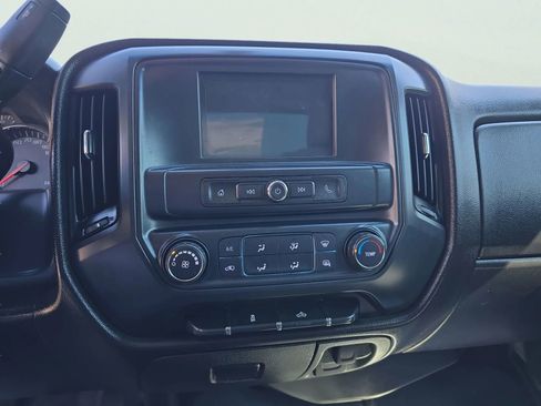 Used 2019 Chevrolet Silverado 2500 W/T AWD/4WD image 17
