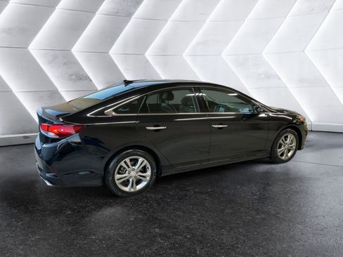 Used 2019 Hyundai Sonata Limited image 4