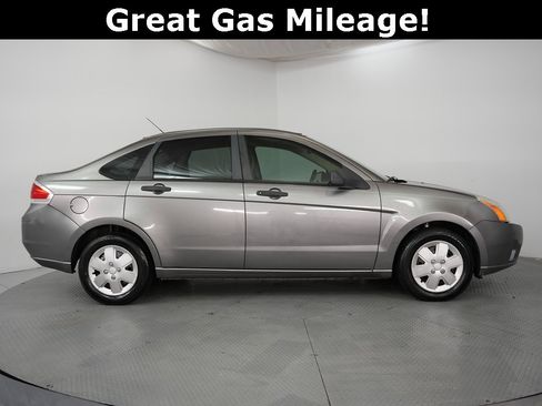 Used 2009 Ford Focus S image 5
