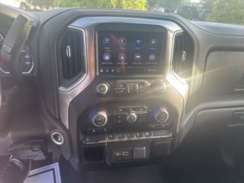 Used 2022 Chevrolet Silverado 1500 LT RWD image 19