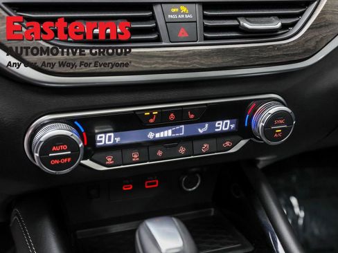 Used 2025 Nissan Altima 2.5 SL image 20