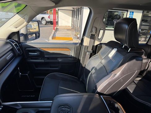 Used 2024 RAM 2500 Laramie image 11