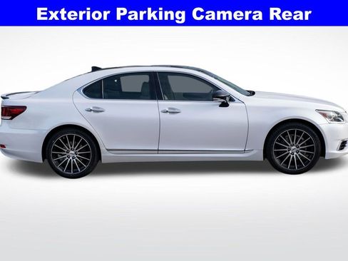 Used 2017 Lexus LS 460 image 9