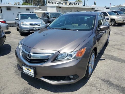 Used 2015 Acura ILX w/ Premium Package image 2