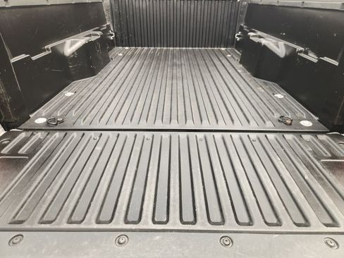 Used 2024 Toyota Tacoma SR RWD image 30