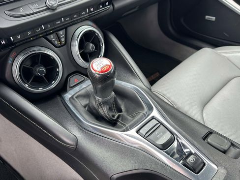 Used 2016 Chevrolet Camaro SS image 14