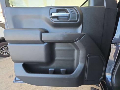 Used 2023 Chevrolet Silverado 1500 Custom RWD image 23