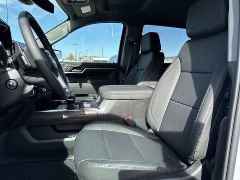 New 2026 GMC Sierra 1500 SLT w/ SLT Premium Package image 11