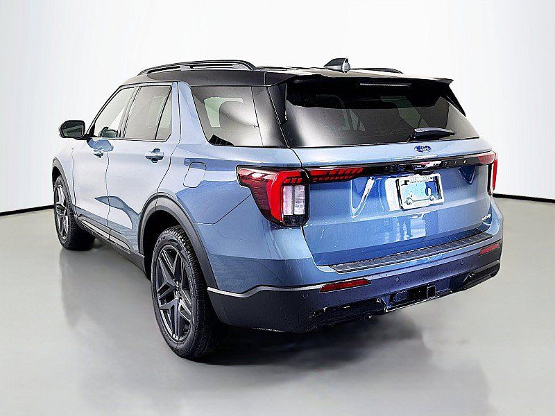 New 2025 Ford Explorer ST-Line w/ Premium Package AWD/4WD image 5