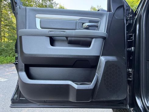 Used 2020 RAM 1500 Warlock w/ Electronics Group AWD/4WD image 8