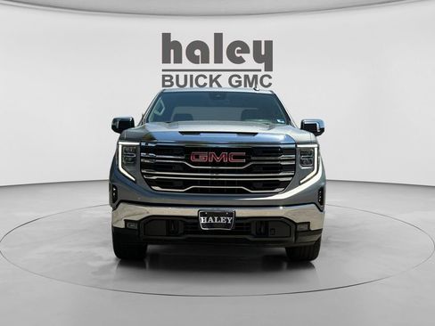 Used 2024 GMC Sierra 1500 SLT w/ Max Trailering Package AWD/4WD image 8