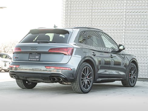 Certified 2022 Audi SQ5 Premium Plus w/ Premium Plus Package image 3