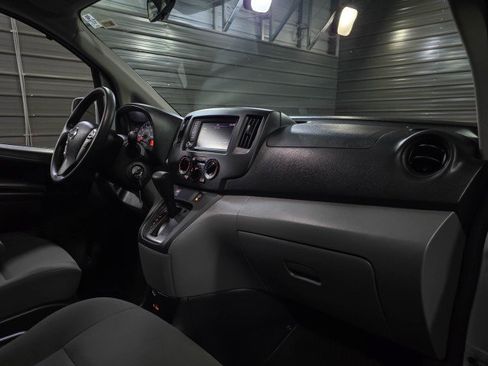 Used 2020 Nissan NV200 SV w/ Back Door Glass Package FWD image 14