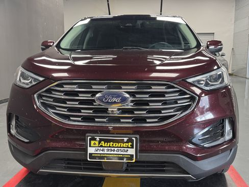 Used 2020 Ford Edge Titanium w/ Equipment Group 301A FWD image 3