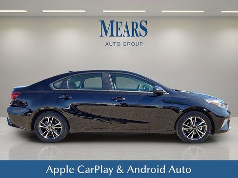 Used 2024 Kia Forte LXS image 7