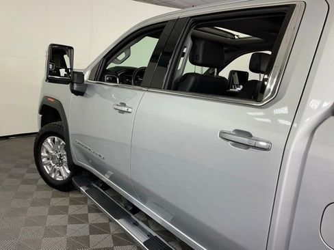 Used 2021 GMC Sierra 2500 Denali w/ Denali Ultimate Package image 38