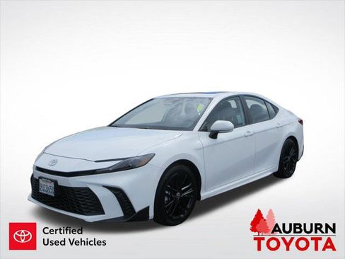 Certified 2025 Toyota Camry SE w/ Convenience Package FWD image 4